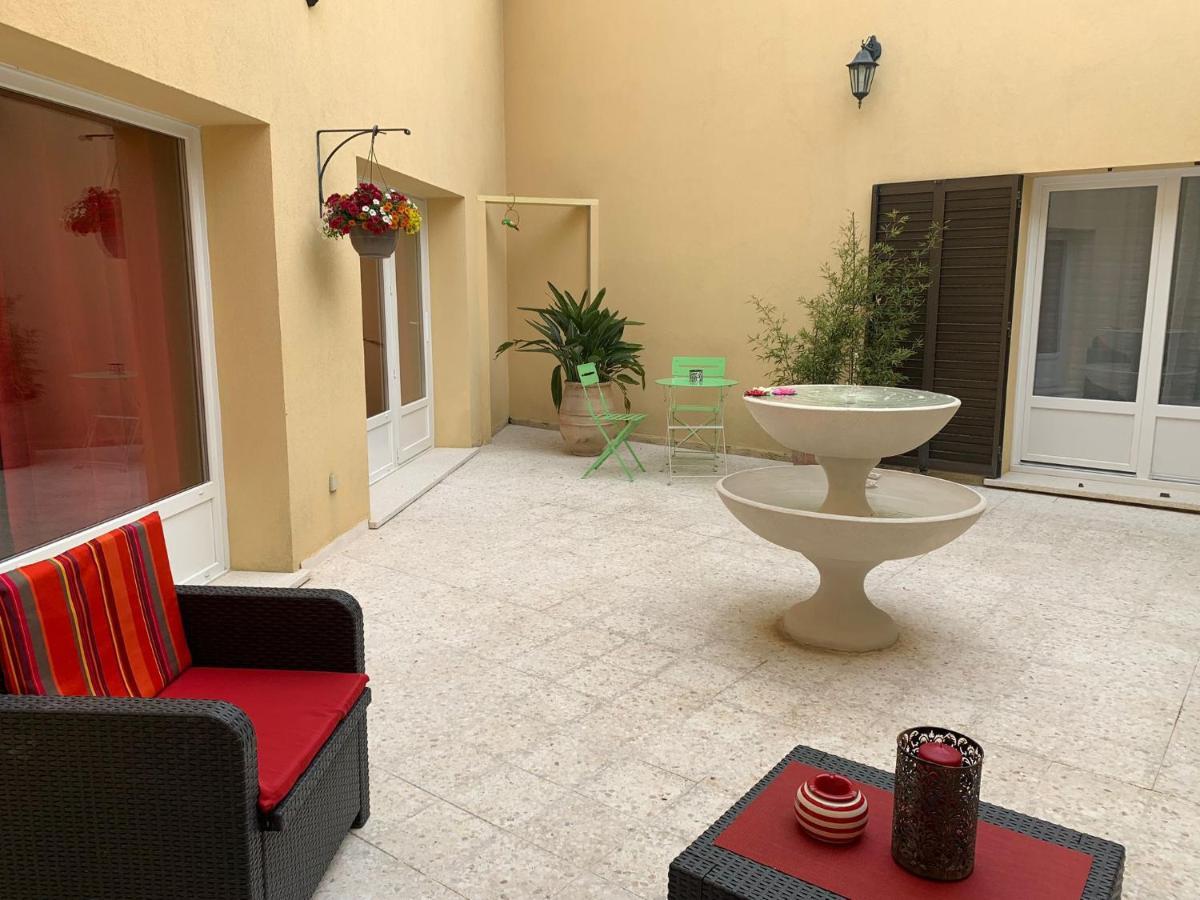Ferienwohnung Le Patio Sarrians Exterior foto